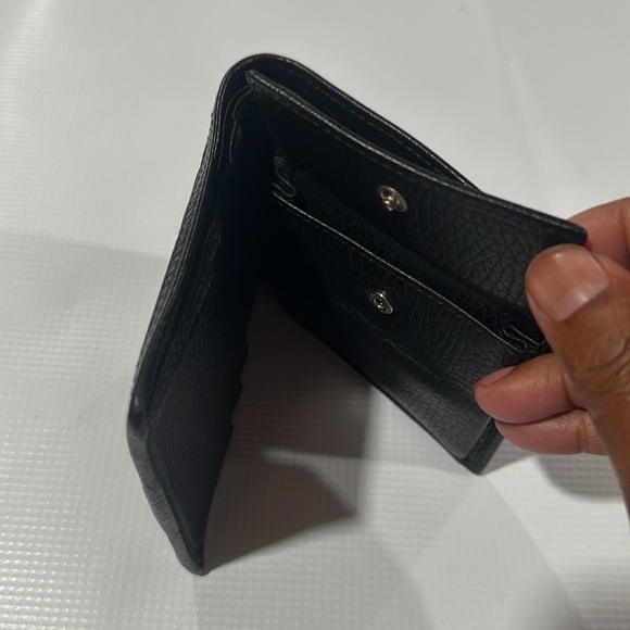 Gucci wallet preloved - Picture 5 of 7